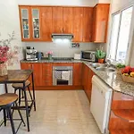 Claudia By Hello Homes * 시체스