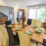 Claudia By Hello Homes 시체스