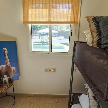 Claudia By Hello Homes * סיטגס