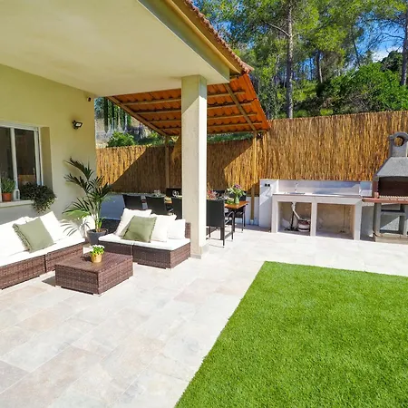 Claudia By Hello Homes Sitges