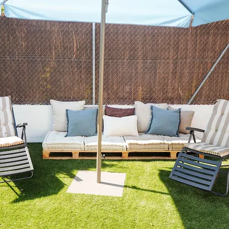 Claudia By Hello Homes * סיטגס