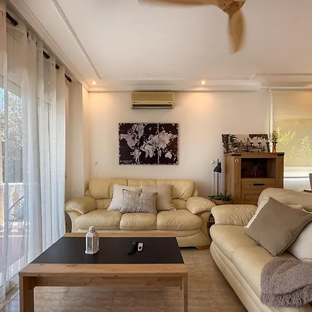 Claudia By Hello Homes Sitges
