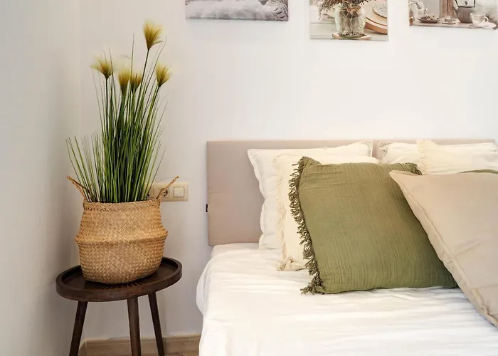 Claudia By Hello Homes