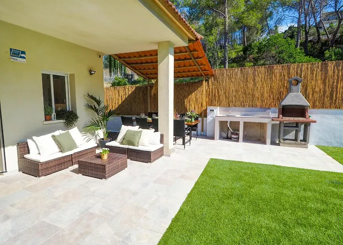 Claudia By Hello Homes Σίτζες