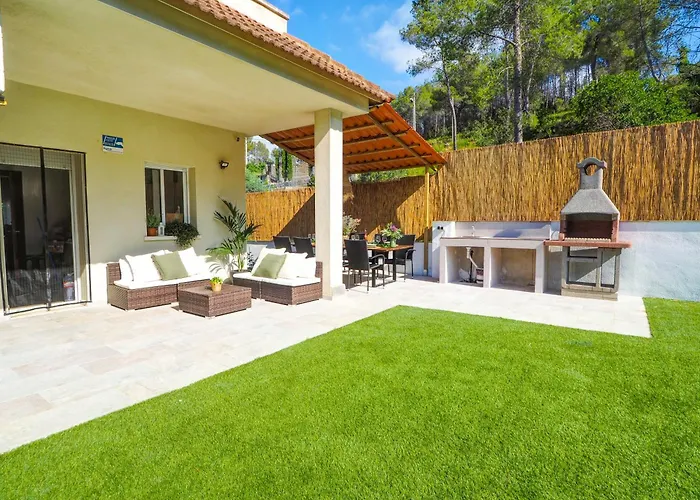 Claudia By Hello Homes Σίτζες