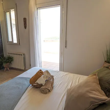 Claudia By Hello Homes *