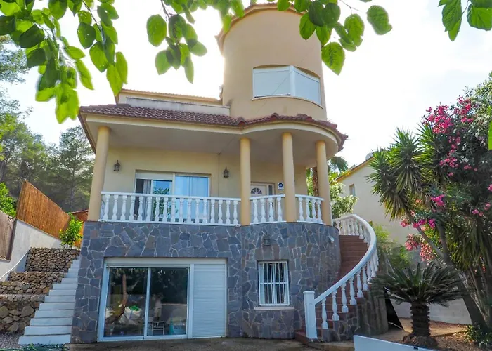 Claudia By Hello Homes Villa